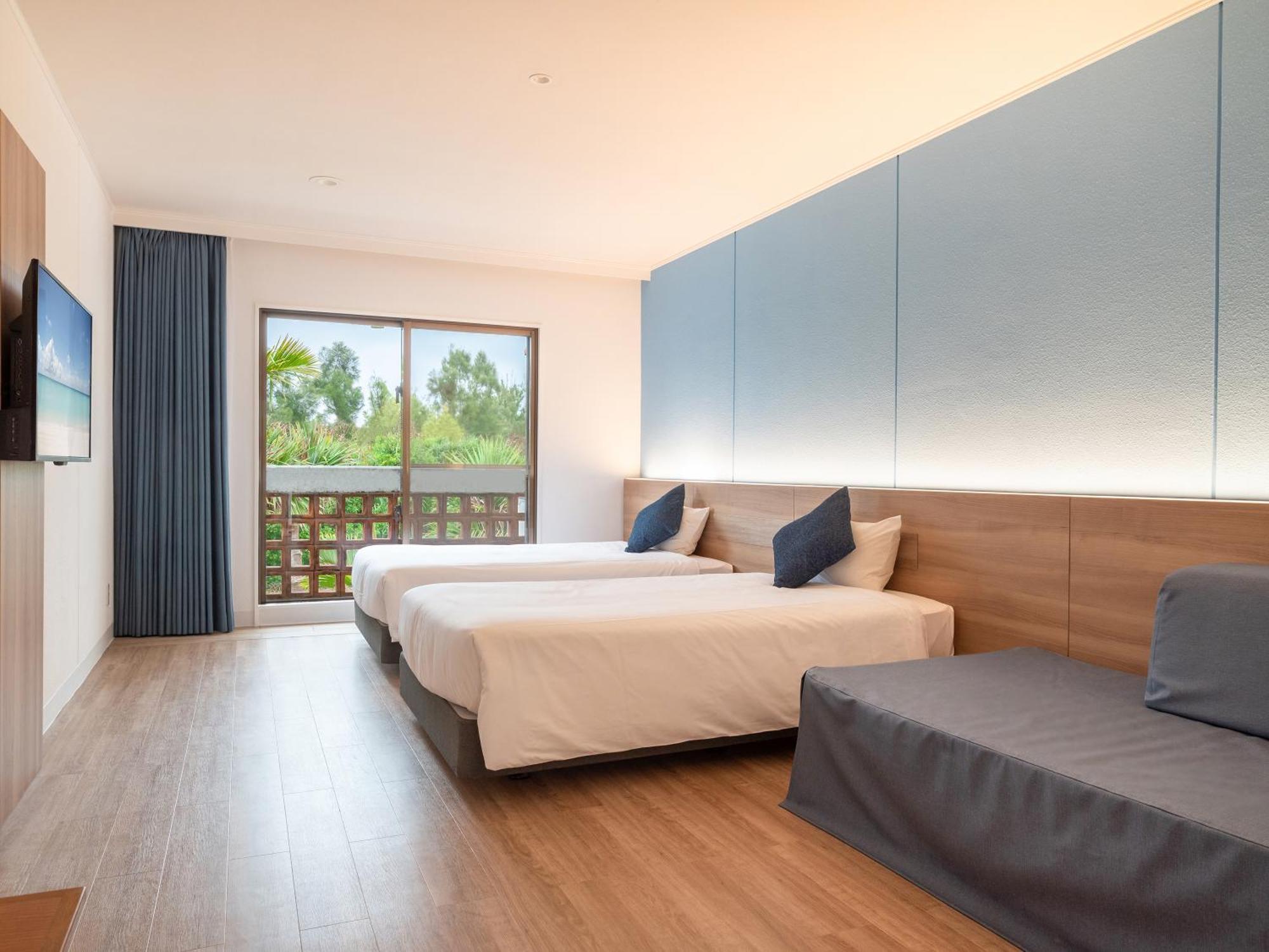 Watermark Hotel Okinawa Kume Island Kumejima Eksteriør bilde
