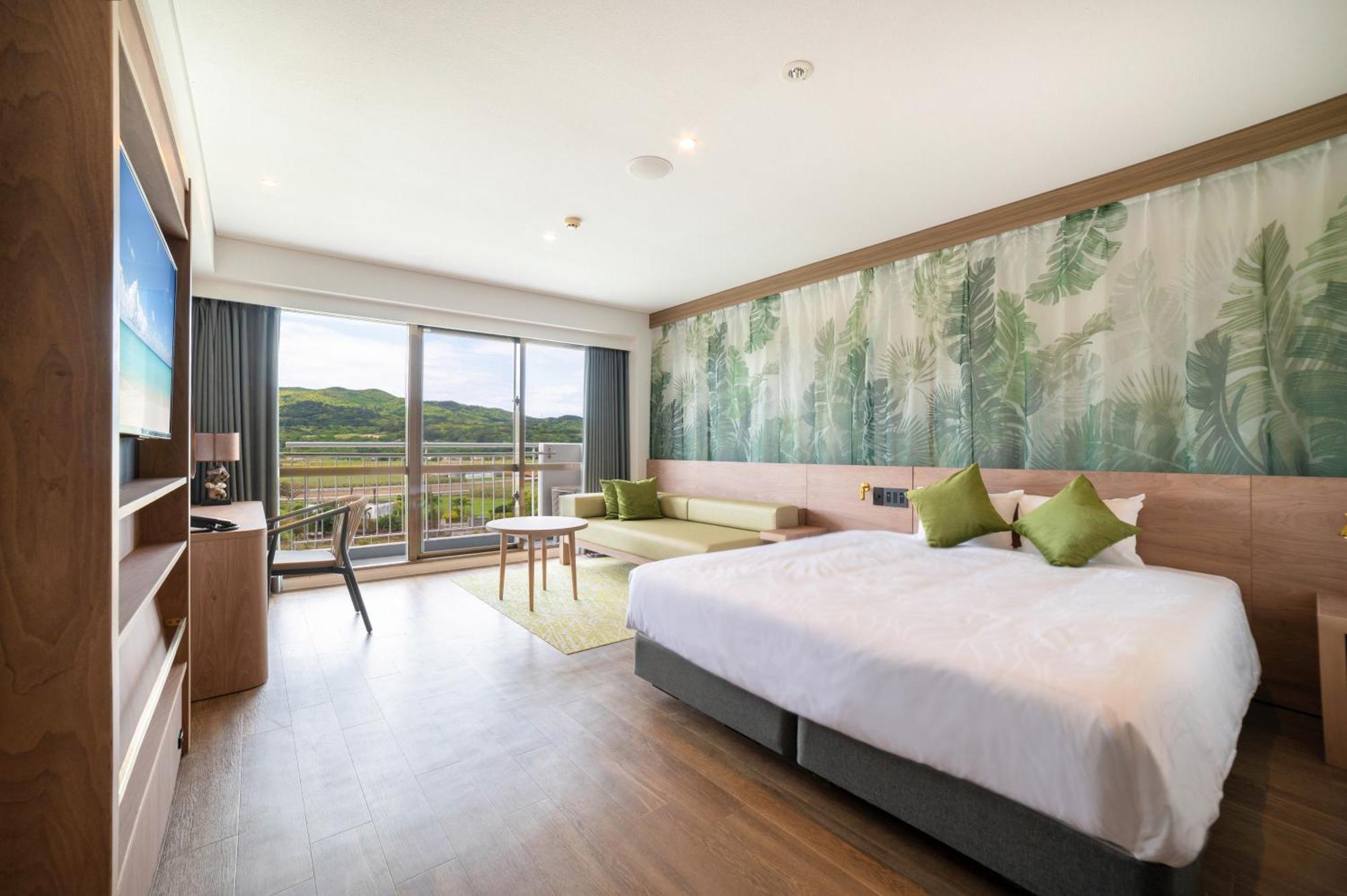 Watermark Hotel Okinawa Kume Island Kumejima Eksteriør bilde